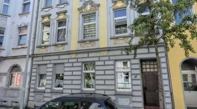 +++ Familienfreundliche 3-Zimmer-Altbauwohnung mit Terrasse in zentraler Lage von Duisburg +++
