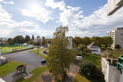 Frisch renoviertes Wohnjuwel: 4-ZIMMER-WOHNUNG mit Seeblick