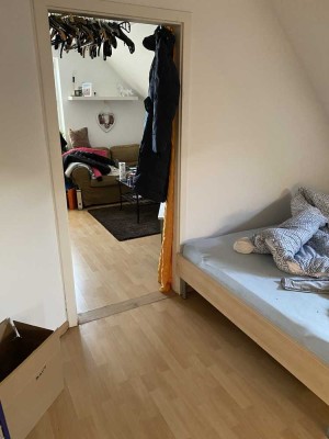 2 Zimmer in DHH