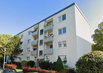 Charmante 3-Zimmer-Wohnung in Oberkassel mit Balkon, Stellplatz, Fahrradkeller und Energieklasse B