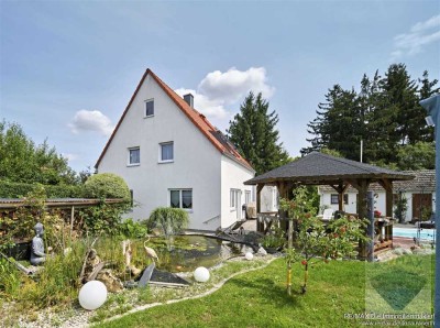 Ihr neues Zuhause? Charmantes Familienhaus mit Traumgarten