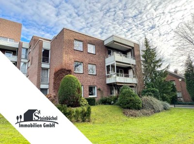 Bezugsfreie 4-Zimmer-Wohnung mit PKW-Außenstellplatz und Balkon mit Blick ins Grüne!