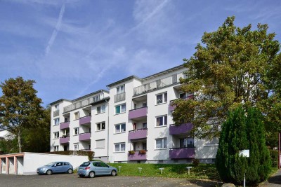 Helle 3,5 Zimmer-Whg. mit Süd-Balkon