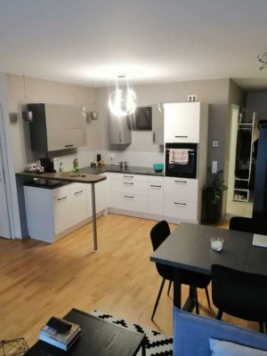 Exklusive, gepflegte 1,5-Raum-Wohnung mit Balkon und EBK in Sindelfingen