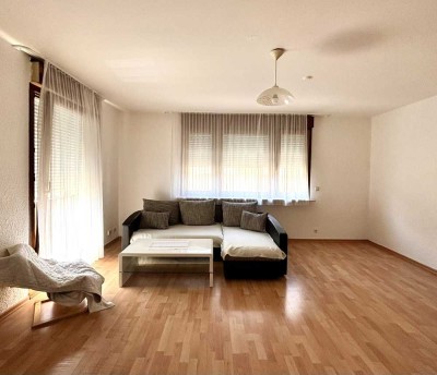 Helle möblierte 2-Zimmer Wohnung in ruhiger Lage