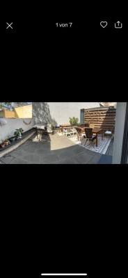 Neubau-1,5-Zi.-Terrassenwohnung mit kl. Garten & gehobener Innenausstattung