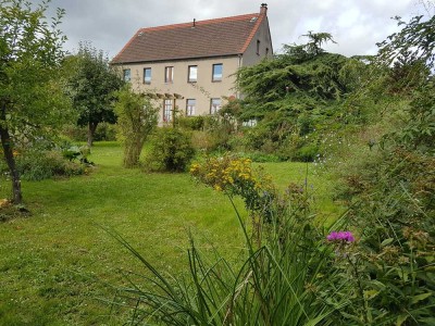 Haus mit traumhaftem Garten und Ausbaupotential in Höxter-Ottbergen, ***PROVISIONSFREI***