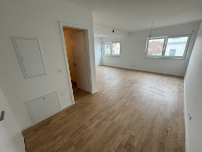 Exklusive, geräumige 1-Zimmer-Wohnung in Friedberg-Fauerbach