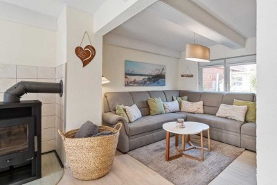 Charmantes Einfamilienhaus mit schönem Gartengrundstück in Garding