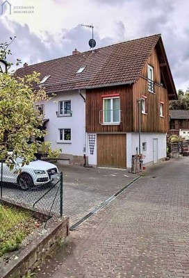Großzügige Wohnung mit viel Platz für die Familie!