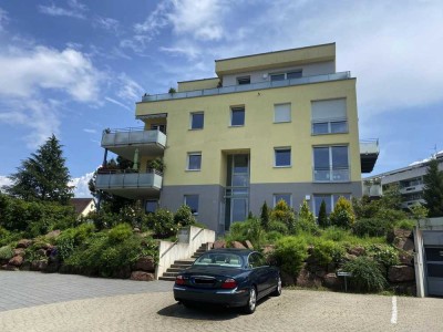 Top gepflegte Wohnung in der Wohnanlage "Villen im Park"-inkl. Tiefgaragenstellplatz