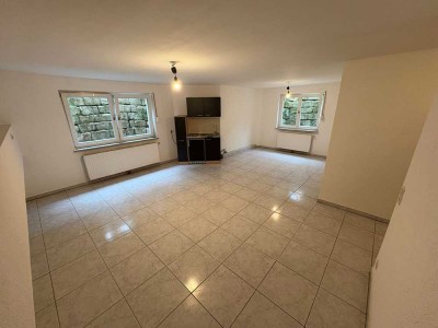 1-Zimmer-Einliegerwohnung mit EBK in Nufringen