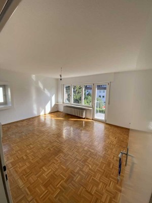 Sonnige 3-Zimmer Wohnung mit Balkon und Blick ins Grüne in Stuttgart-Münster