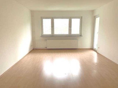 Helle, gepflegte 3-Zimmer-Wohnung mit Balkon, Neu-Isenburg Gravenbruch