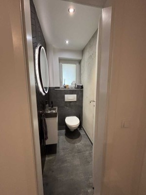 � Exklusive 3-Zimmer-Gartenwohnung mit 2 Terrassen, Stellplatz in Greimersdorf