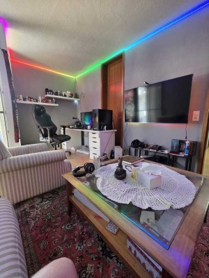 2 Zimmer Wohnung Im 1. OG mit Balkon