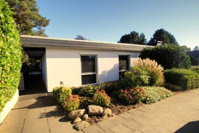 Geräumiges Architektenhaus in Hanglage mit Sanierungsbedarf