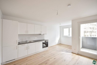 Helle 2-Zimmer-Wohnung mit Loggia nahe U3 – Bezug ab Dezember