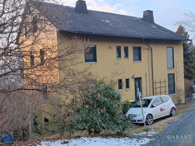 Herrliche Lage, mitten in der Natur steht dieses Zwei- bis Dreifamilienhaus !