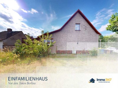 Modernisierungsbedürftiges Einfamilienhaus (Nachbargrundstück ebenfalls erwerblich)