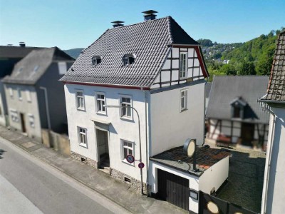 / Entkernte Fachwerkperle mit Ausbaupotenzial in Alt-Arnsberg!