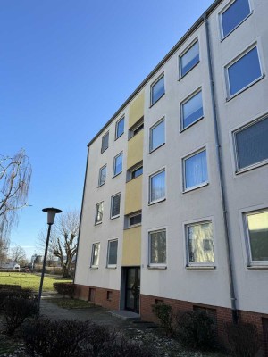 Gepflegte Wohnung mit drei Zimmern und Balkon in Salzgitter-Lebenstedt