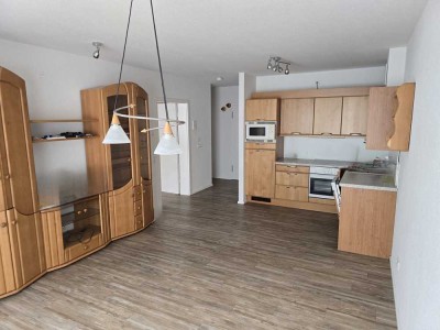 Barrierefreie 2-Zi-Wohnung mit Balkon, EchtholzEBK, Aufzug in Herrenberg-Kuppingen