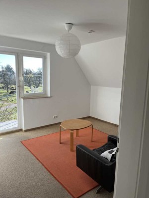 4-Zimmer Wohnung mit Balkon in ruhiger Lage (S-Möhringen)