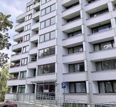 Helle 4-Zimmer-Wohnung mit 2 Balkonen in zentraler Lage von Eislingen