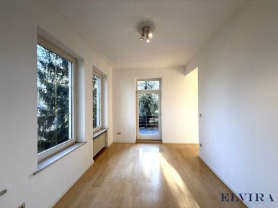 ELVIRA - Planegg, traumhafte 2,5-Zimmer-Wohnung mit großzügigem Südbalkon in stilvoller Altbauvilla!