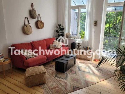 Tauschwohnung: Altbauwohnung mit Holzboden und Balkon