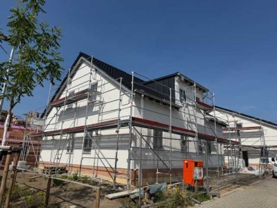Grüne Lunge Heimbach-Weis, Wohnung 3-ZK,Bad,Blk., Photovoltaikanlage,  Besichtigung sofort möglich !