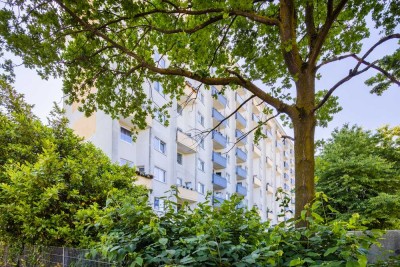 ***Vollständig modernisierte 2-Zimmer Wohnung mit Balkon***