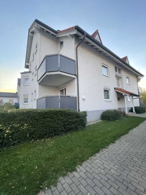 Gepflegte 3-Zimmer-Souterrainwohnung mit Terrasse in Sinsheim-Steinsfurt