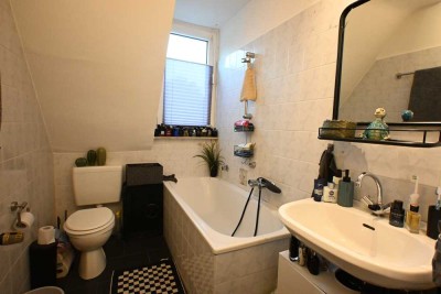 Gemütliche 2,5 Zimmer DG-Wohnung in Bochum-Wiemelhausen!