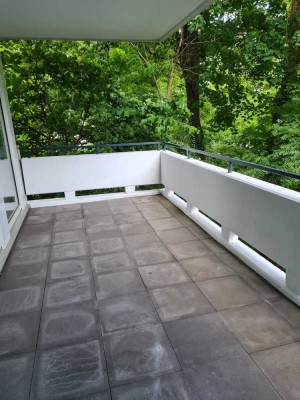 Altmüngersdorf. Ruhiggrünlage. Großzügige Zweizimmerwohnung mit schönem Balkon