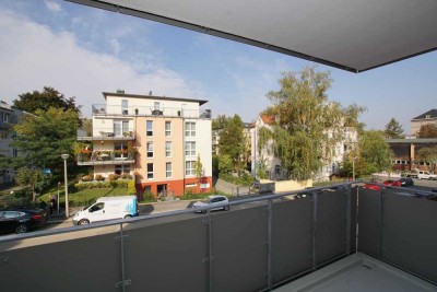 WOHNEN IM STUDENTENAPARTMENTHAUS MIT MÜNZWASCHMASCHINE IM KELLER, EINBAUKÜCHE ETC.