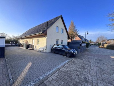 Reinfeld : Moderne und energieeffiziente 3-Zi Doppelhaushälfte in gefragter Wohnlage von Reinfeld