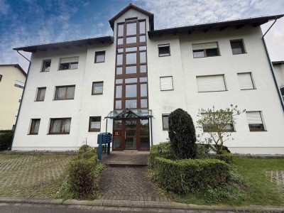 Attraktive 2-Zimmer-Wohnung mit Südbalkon, Stellplatz und guter Vermietbarkeit