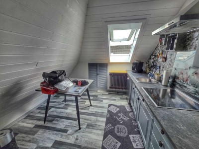 Helle 2-Zimmer Dachgeschosswohnung in Wulfsen