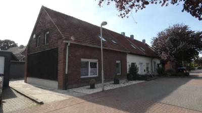 Handwerker aufgepasst! Reiheneckhaus in Bocholt-Biemenhorst zu vermieten!