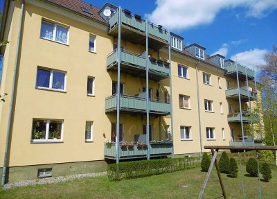 Sonnige 2-Zimmer-Wohnung mit Balkon und Pkw-Stellplatz in Neuruppin