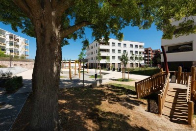 Wohnquartier im Stadtteil Burg - 4-Zimmerwohnung mit Loggia