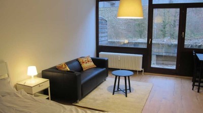 TOP Kapitalanlage von Privat, 1-Zimmer Wohnung mit Balkon, Aufzug & TG-Stellplatz in Botnang