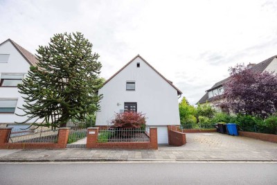 Charmantes Ein-/Zweifamilienhaus in Volkmarode – ideal für Familien oder Mehrgenerationen mit Ausbau