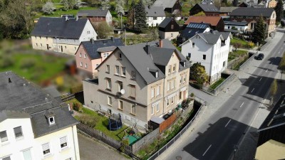 TOP Anlage (Faktor 9,6!): Hochwertig saniert & voll vermietet! Wohn-& Geschäftshaus in Beierfeld
