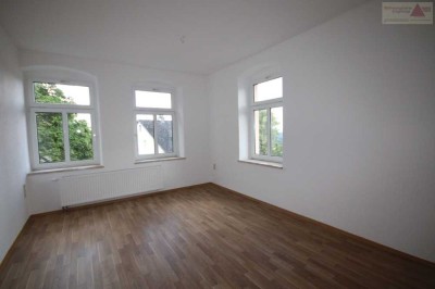 Helle, modern renovierte 2-Raum-Wohnung auf der Lindenstraße in Annaberg!