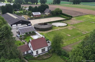 Private Reitanlage nahe dem Pferdesportzentrum de Pellbergen NL