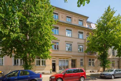 Schöne Wohnung mit großer Wohnküche in guter Lage!