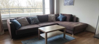 Stilvolle vollmöblierte 1-Zimmer-Wohnung mit Balkon und Tiefgaragenstellplatz in Stuttgart